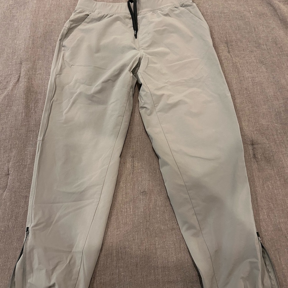 Men's Light Gray Jogger Pants